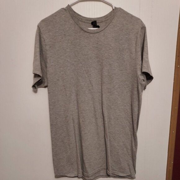 Hanes nano T  grey size - Picture 1 of 2